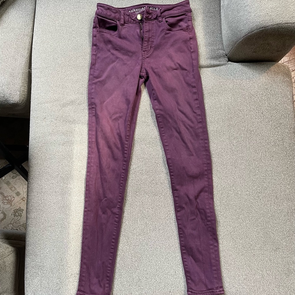 American Eagle stretchy high rise jeggings burgundy 2 regular